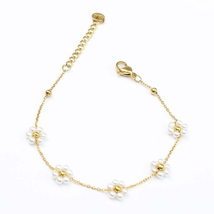 Daisy Pearl Bracelet
