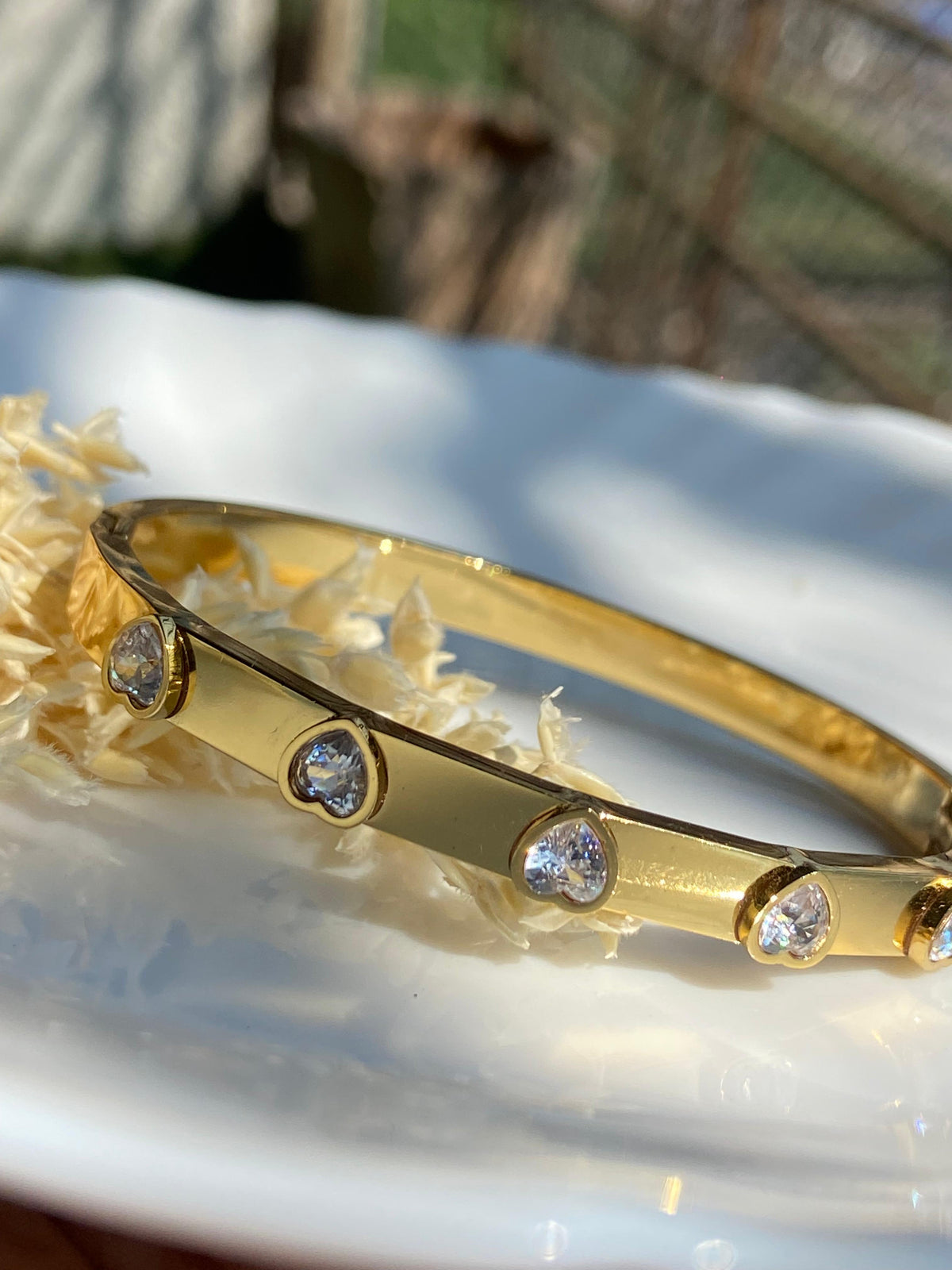 Heart-Cut Gold kada