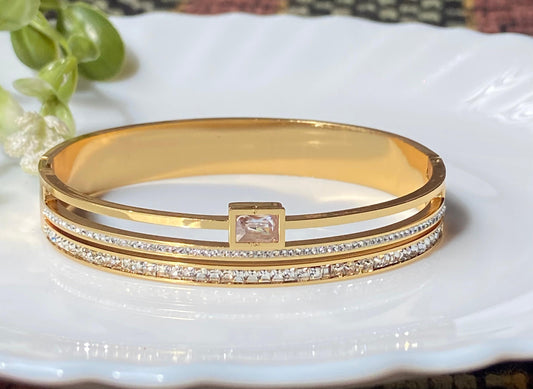 Regal Radiance Gold-Plated Kada